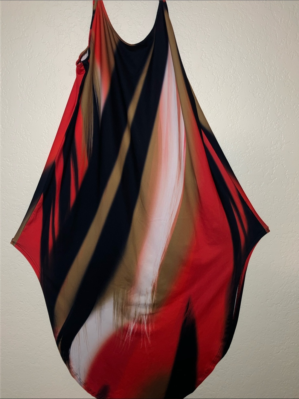 Abstract Red, Black & Cream Flowing Tank Top